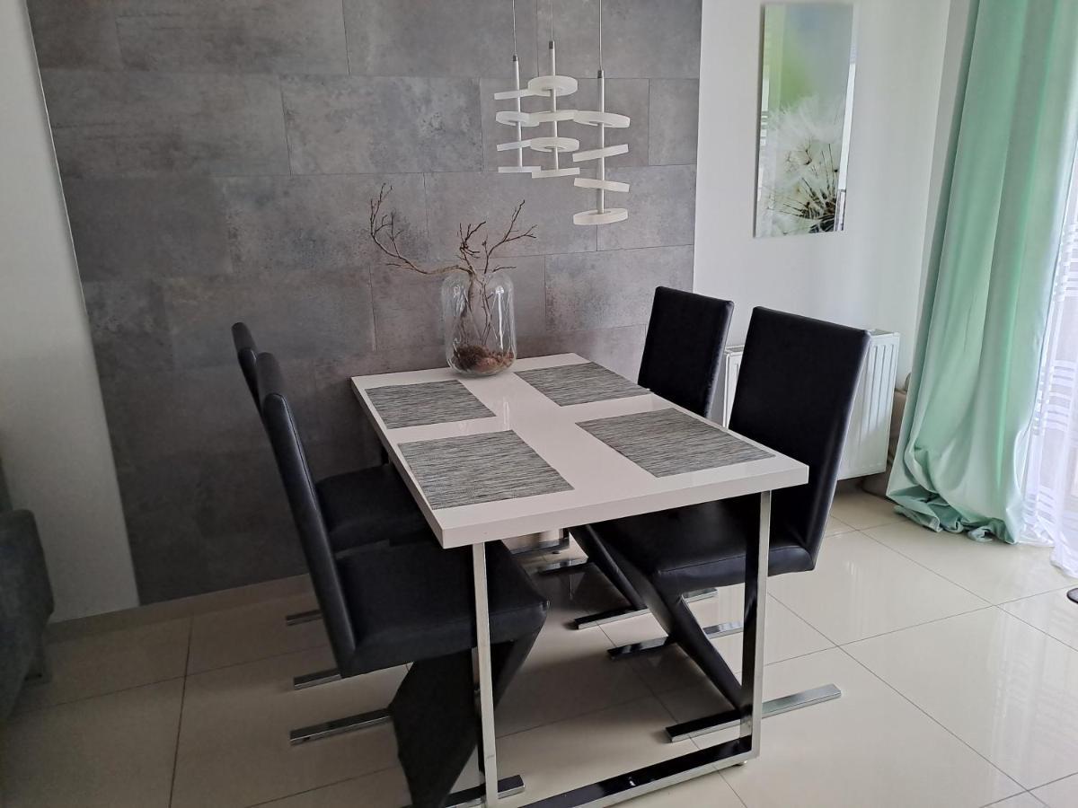 Apartament -Sweet Home Lubiń Екстериор снимка